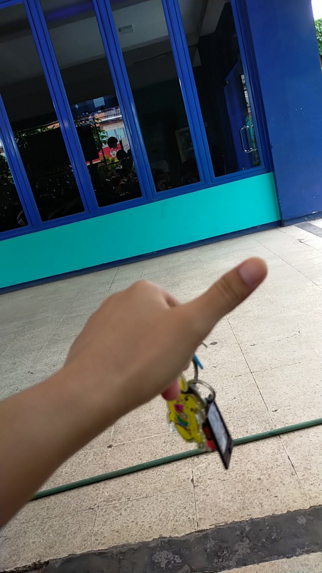 Hook Tempel Berkarakter Oll-9081