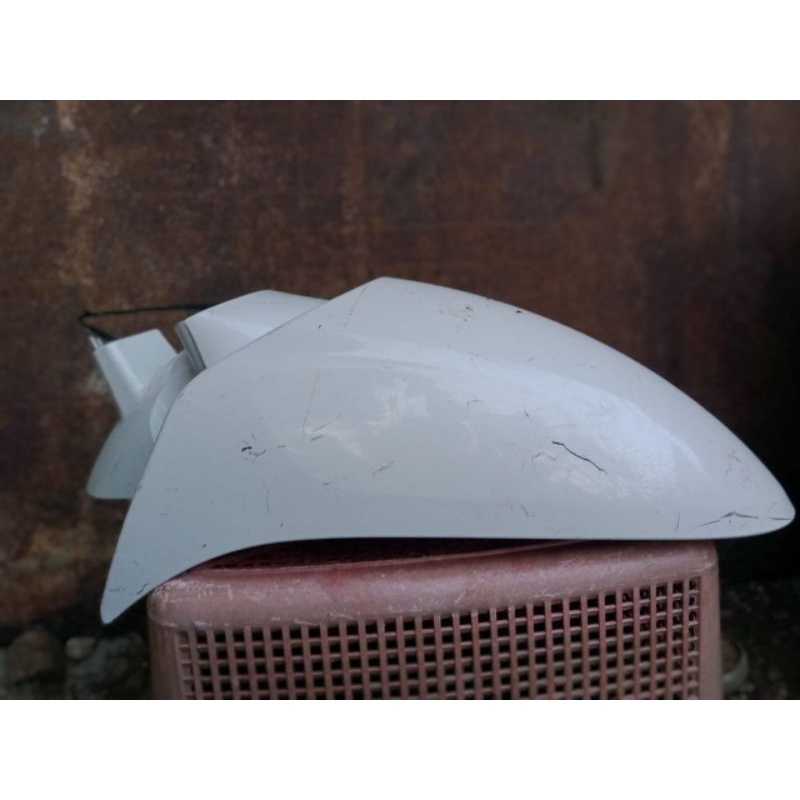 spakbor depan , slebor depan Scoopy F1 esp 2017-2019 original