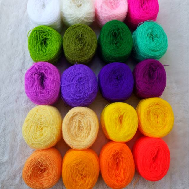 Benang wool/siet yarn 100 gram