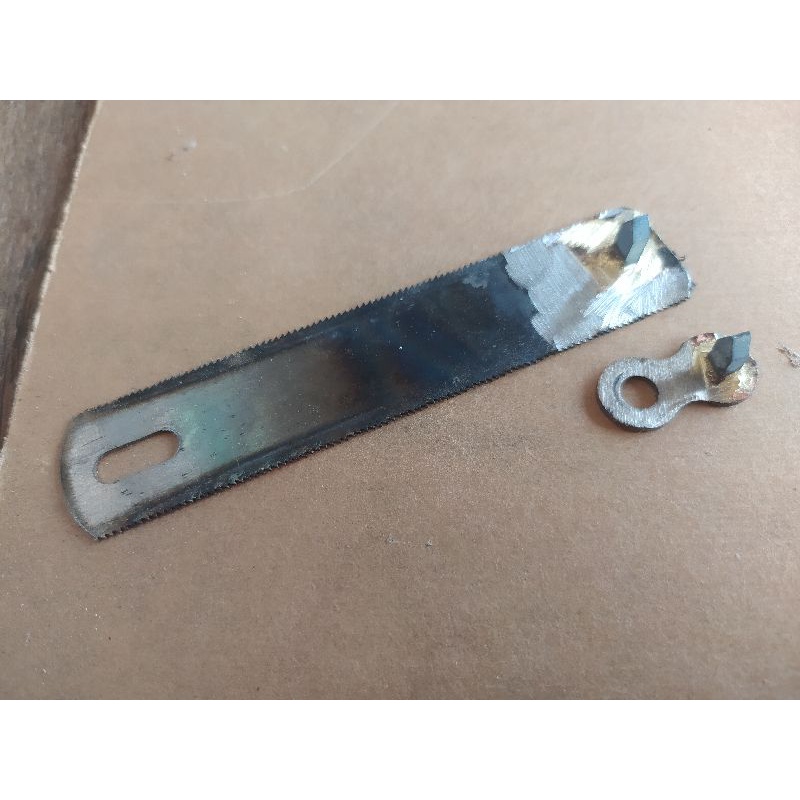 platina baja widia model lancip