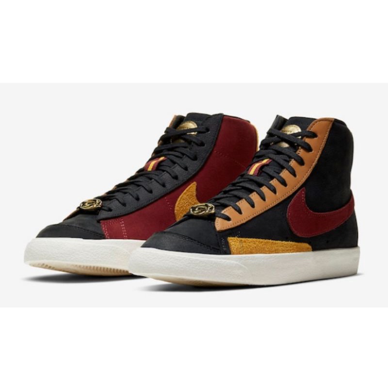Jual Nike Blazer MID 77 QS Dorothy 