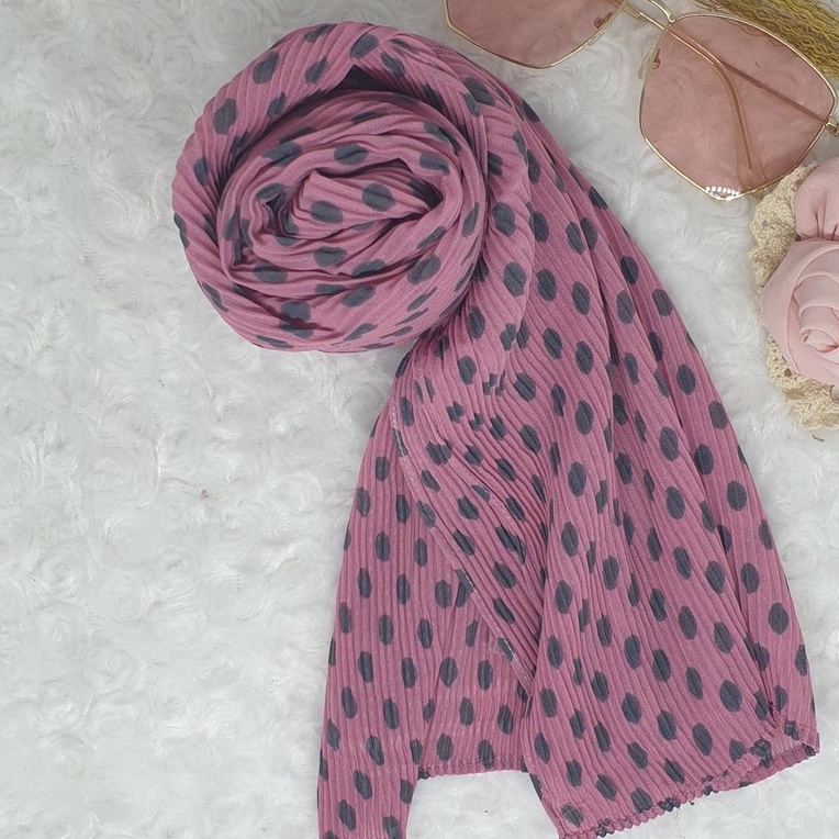 Nilaruna Hijan Pashmina Plisket Polka Ceruty Babydoll/ Pleated Shawl Polkadot Ceruty Babydoll