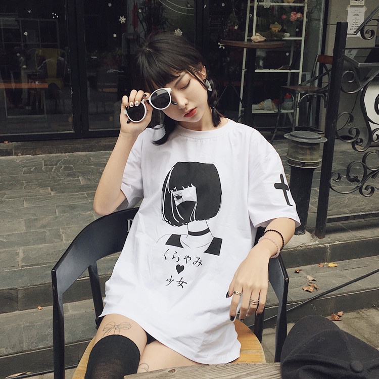 Tshirt Girl With Mask Streetwear Premium Cotton Combed Unisex