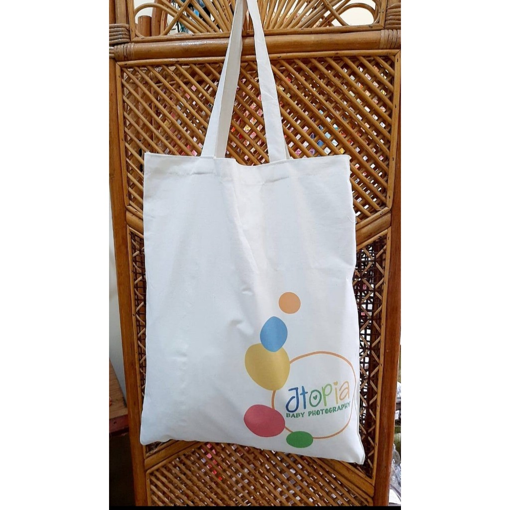 

Tas Souvenir Promosi Totebag Blacu Perekat