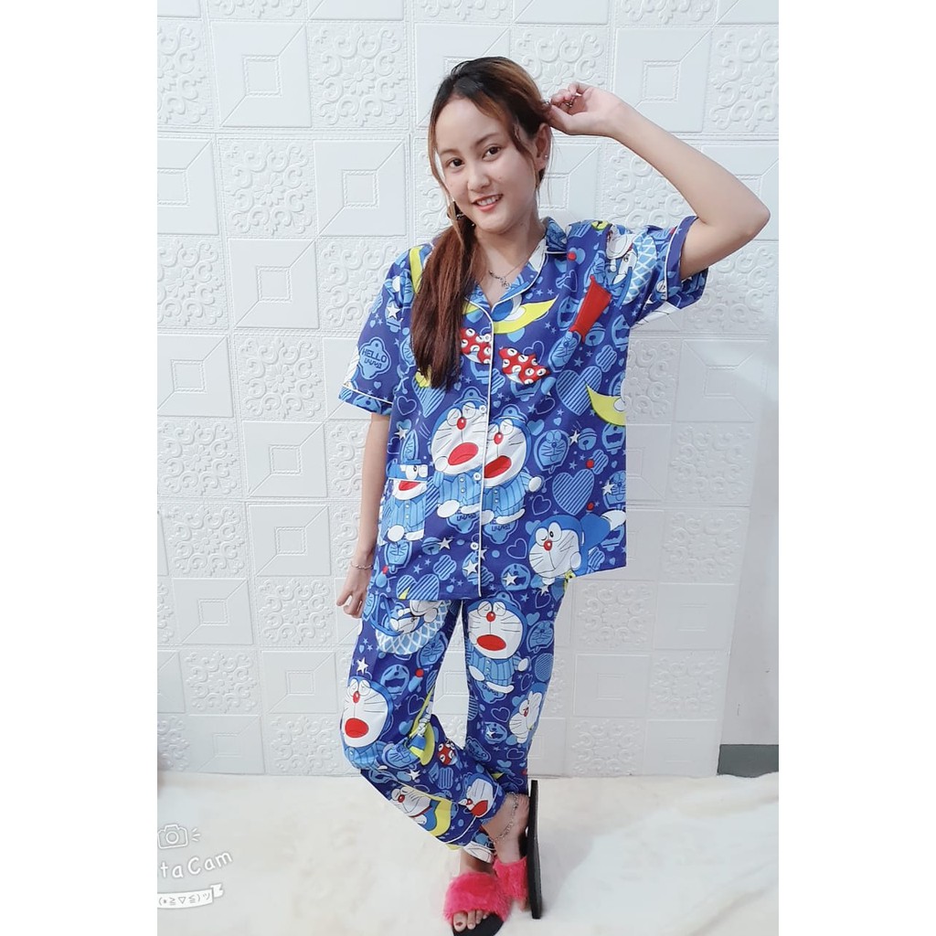PIYAMA CP KARAKTER DEWASA FIT XL (Ld 104cm)-Dora love navy CP