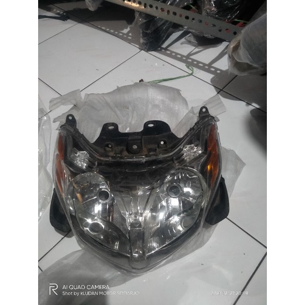 reflektor lampu xeon karbu