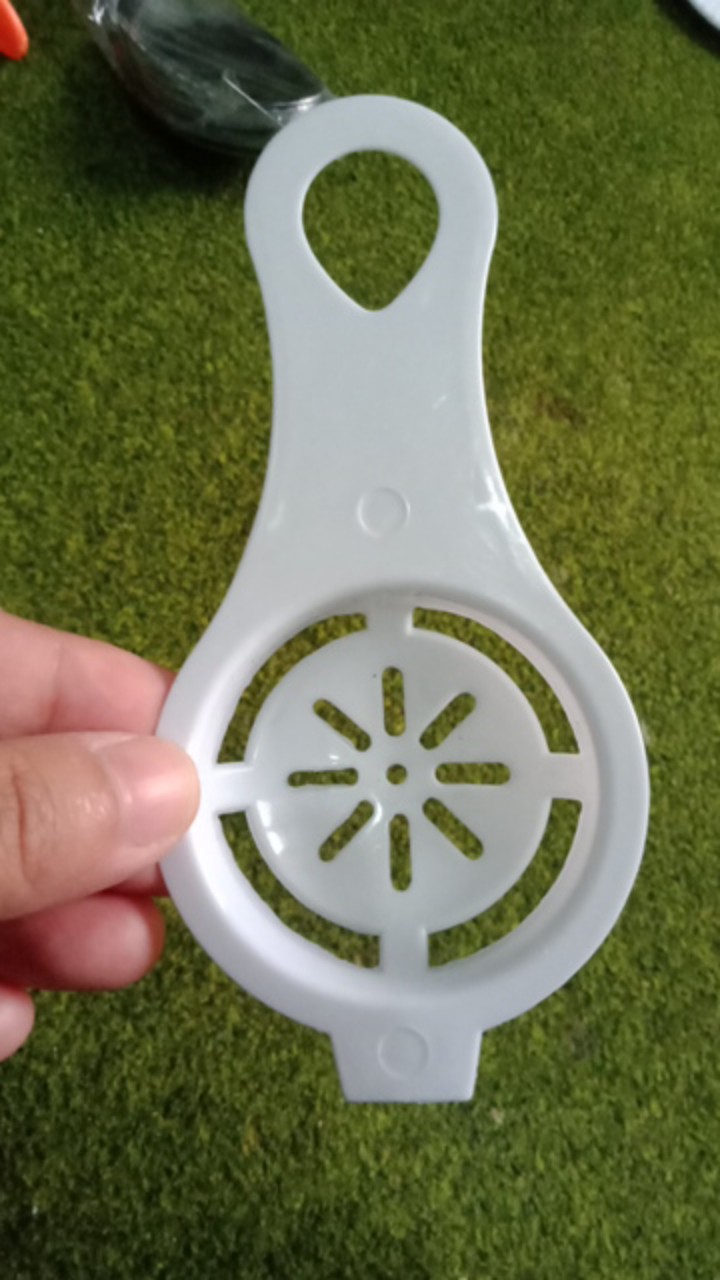 Pemisah Kuning Telur / Egg Separator