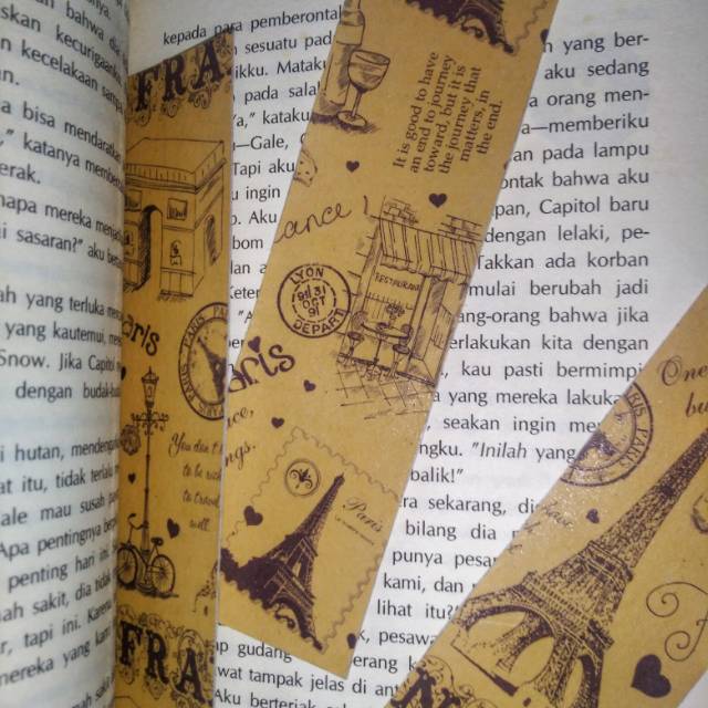 

Bookmark Aesthetic No.2/ pembatas buku aesthetic