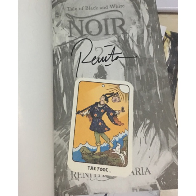 Noir 2 Tagline: Tale of Black and White Penulis: Renita Nozaria Bonus: TTD + TARROT CARD