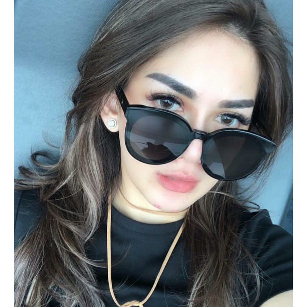 NEW MODEL  Kacamata Hitam Wanita- Kacamata Fashion Wanita Sunglasses  A2022