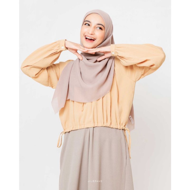 HAYDEE Top - Jilbrave Official Shop | atasan model oversize semi bakon , Faezia Official Shop