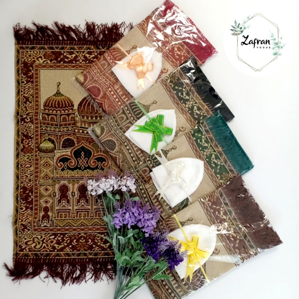 Souvenir Sajadah Kecil Turki + Peci Rajut