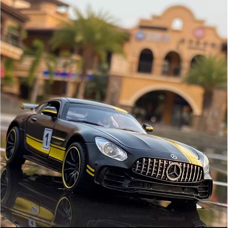 DIECAST Mobil Mercedes Benz AMG GTR Transformers Skala 1:32 Miniatur Mobil Miniauto4