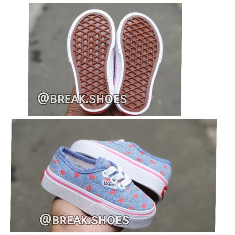 Sepatu anak Autentik Love model tali blue white pink