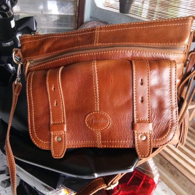 ANANTIO - SLING BAG