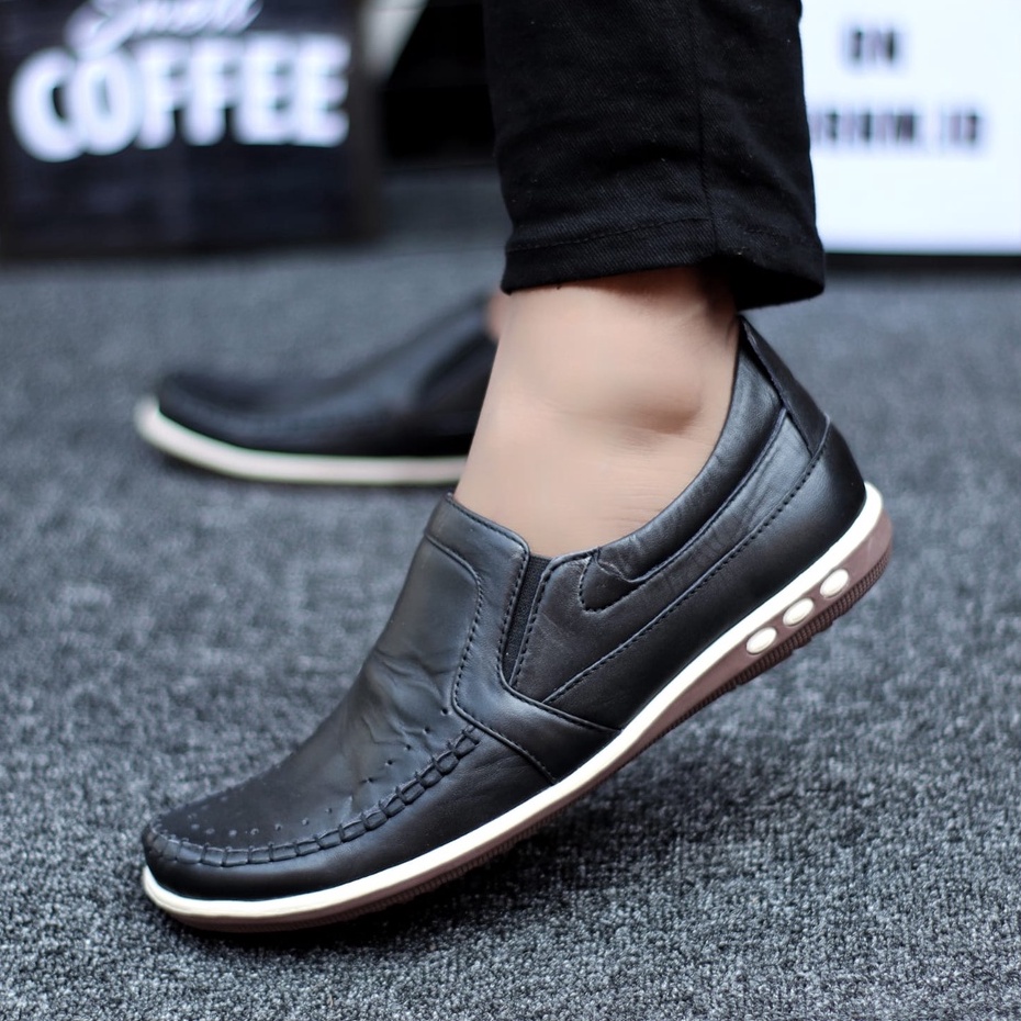 Abrhm Parker - Sepatu Casual Slip On Pria Kulit Asli Kerja Hitam