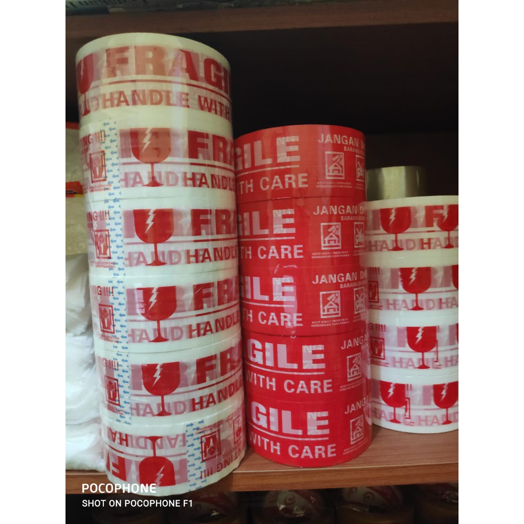

LAKBAN FRAGILE MERAH 48mm X 90yard "TERLARIS