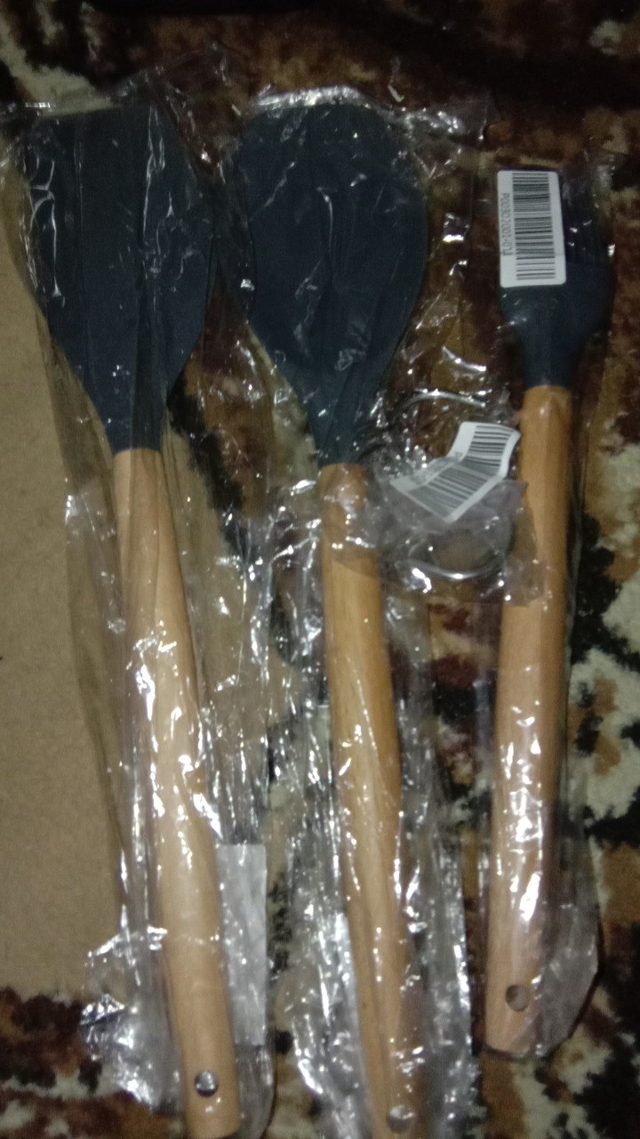 [banner] Spatula Bahan Silikon Dengan Gagang Kayu Untuk Memasak