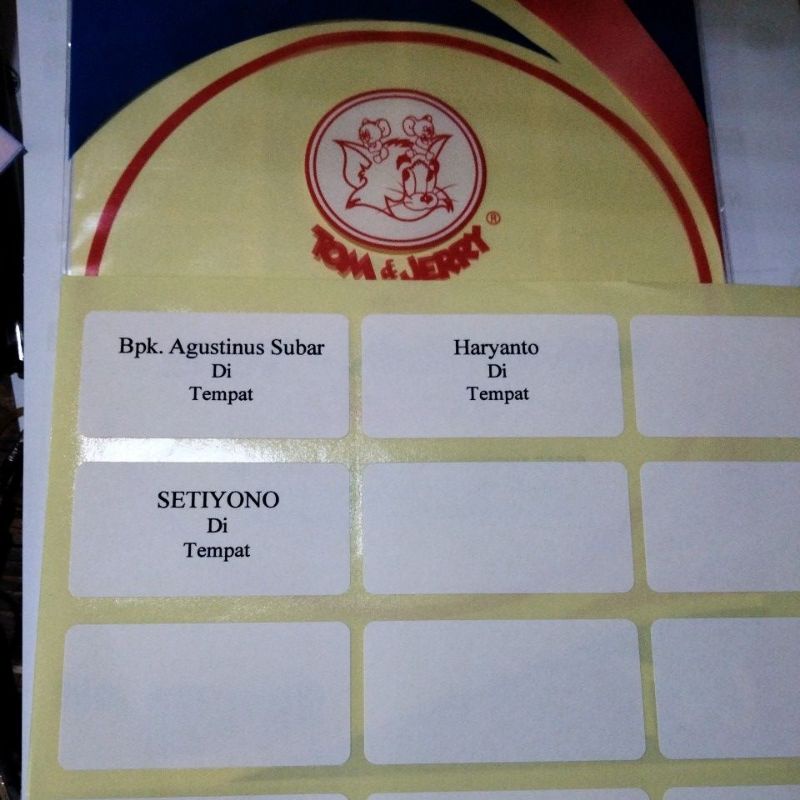 

print stiker nama undangan