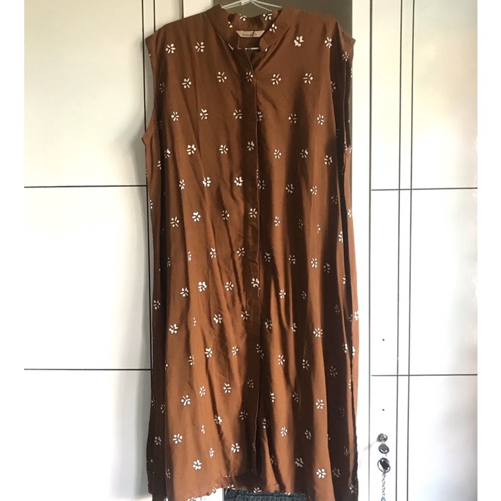 Preloved (NEW) DamaKara Kinasih Tunik Sleeeveless