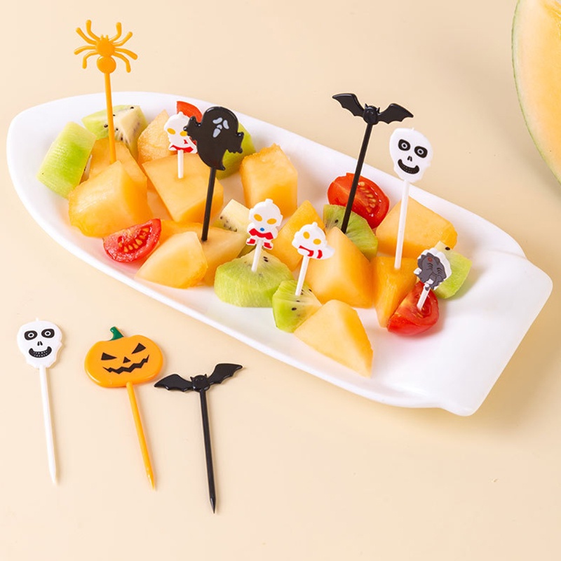 6 / 10Pcs Garpu Buah Kue Portabel Bahan Plastik Desain Ultraman Untuk Halloween