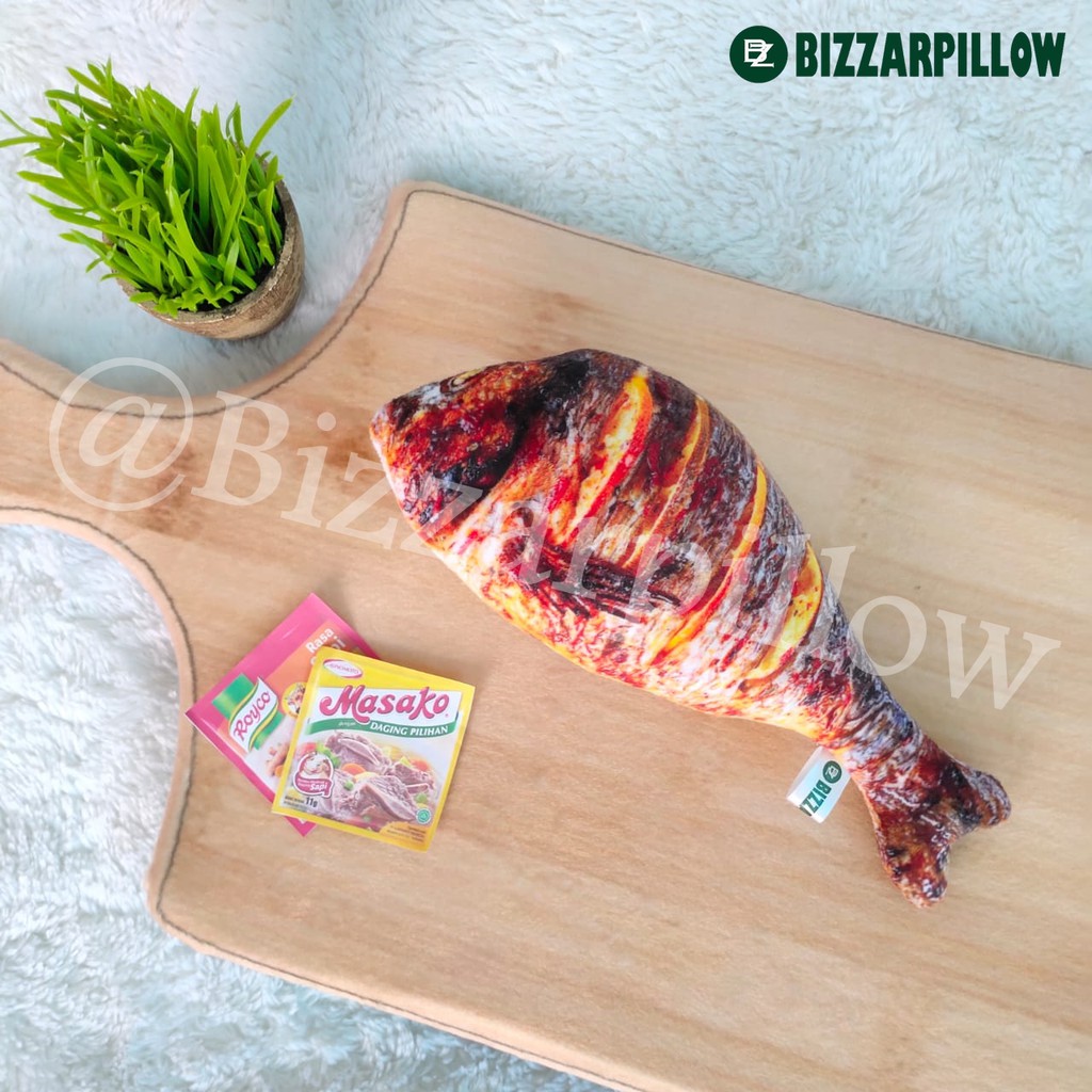 Bizzarpillow Bantal Ikan Bakar Size S BZ073