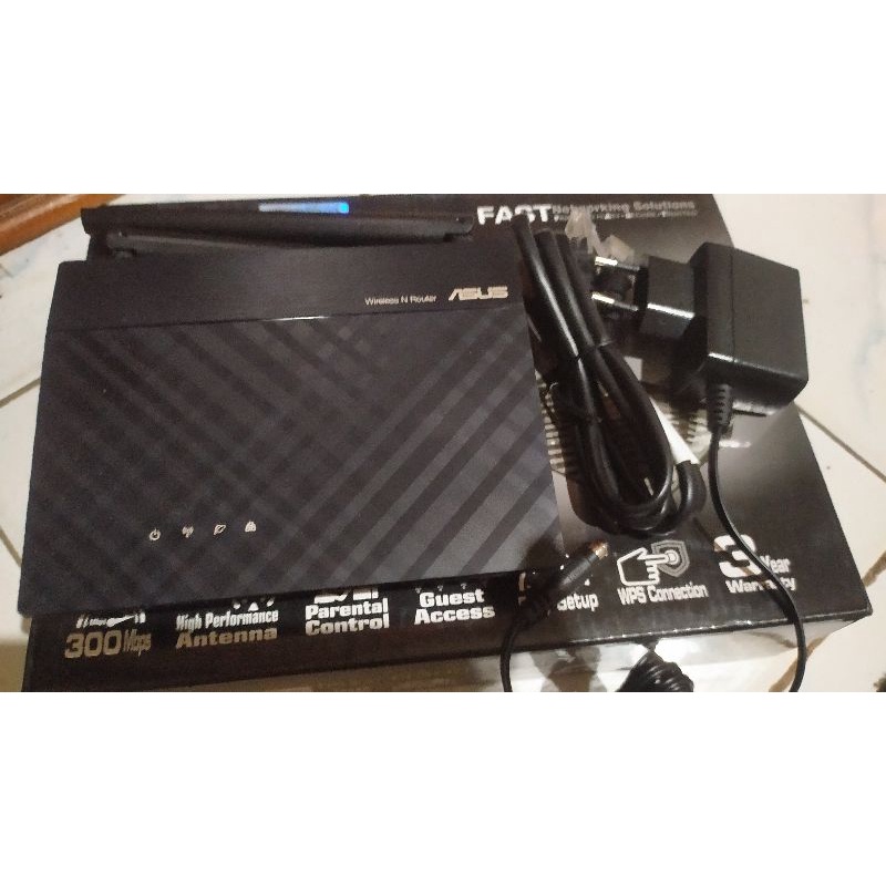 Router ASUS RT-N12