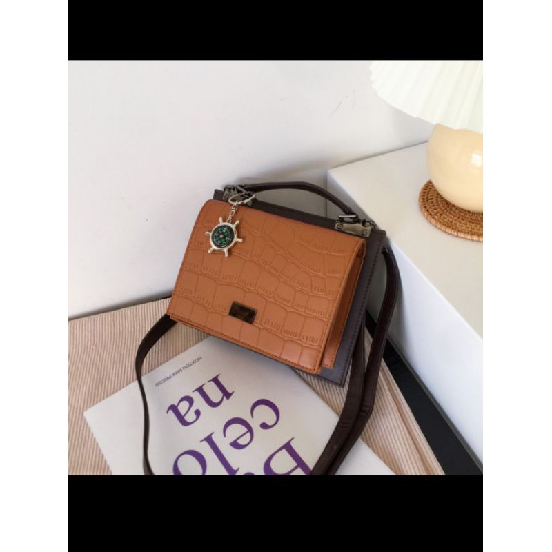 TAS SELEMPANG WANITA FASHION CROCO (TWO TONE COMPASS)