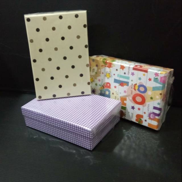Jual BOX KADO SEDANG Shopee Indonesia