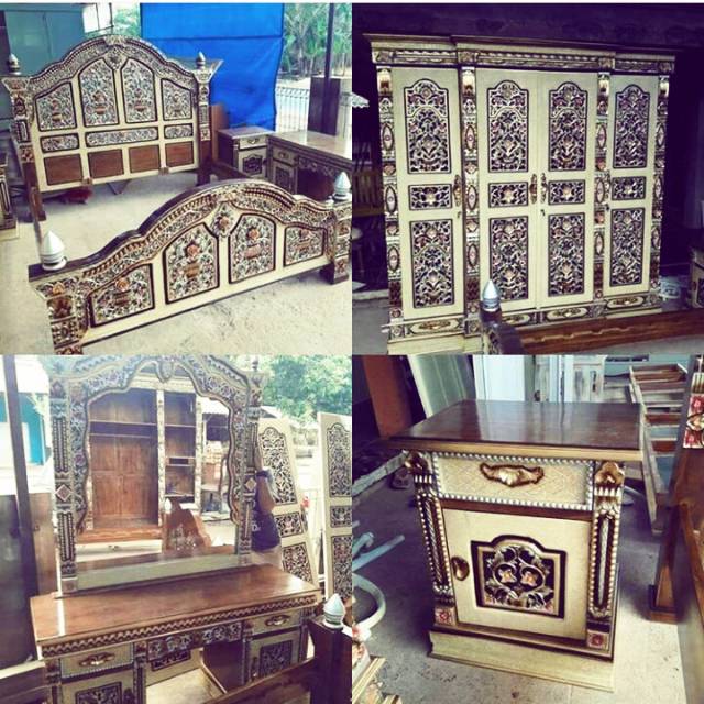 Set kamar gebyok,dipan,lemari,meja rias,nakas