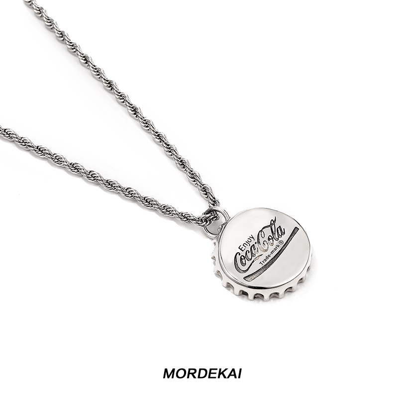 Kalung Rantai Klavikula Liontin Botol Coca Cola Bahan Stainless Steel Gaya Hip Hop Eropa Amerika Untuk Pria