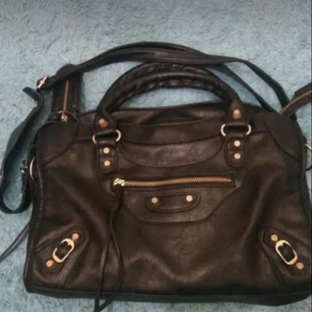 Tas Balenciaga Second.