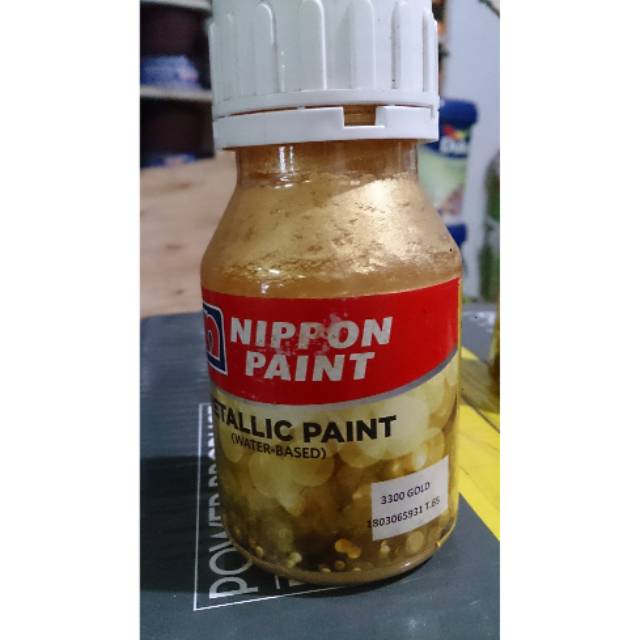

Metallic paint