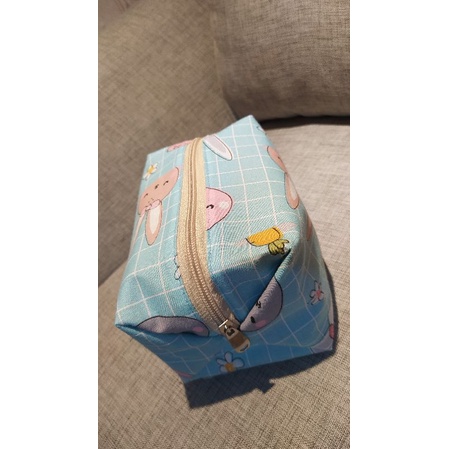 

POUCH JUMBO / KOTAK PENSIL KOKOH