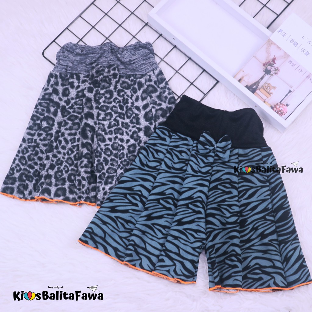 Rok Celana Motif Uk 4-5 Tahun / Bawahan Anak Perempuan Murah Motif Batik Salur Bunga Abstrak