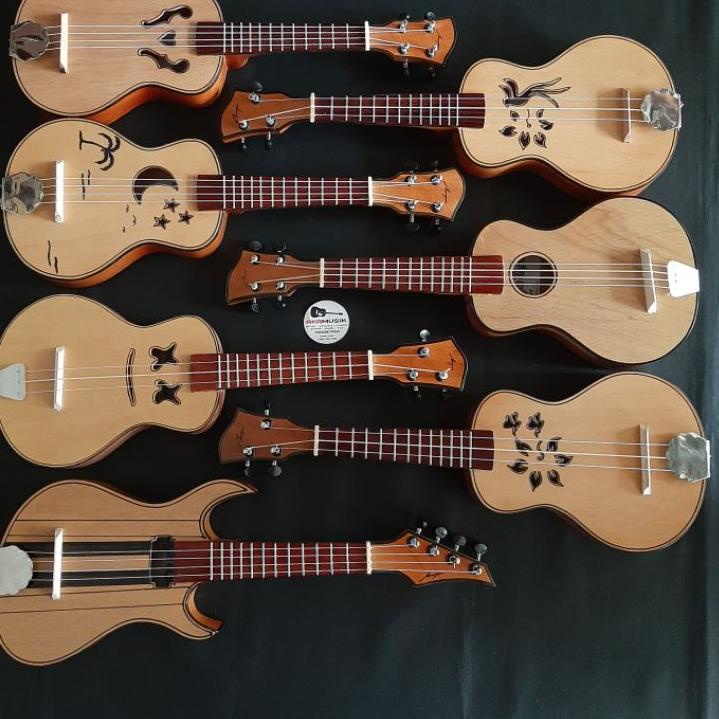 Terbaru.. ukulele kentrung pare tipis senar 3 dan senar 4 bonus pick