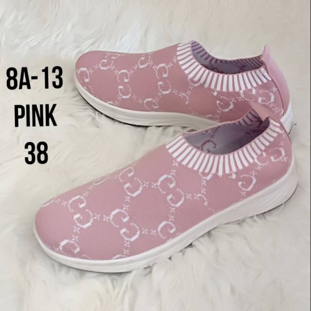 SPORT FASHION (SEPATU SPORT WANITA)