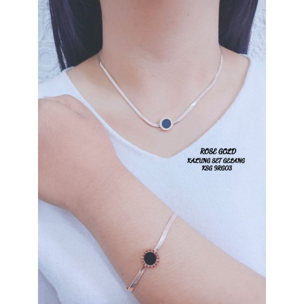 Perhiasan Kalung Set Gelang Titanium Bandul Hitam