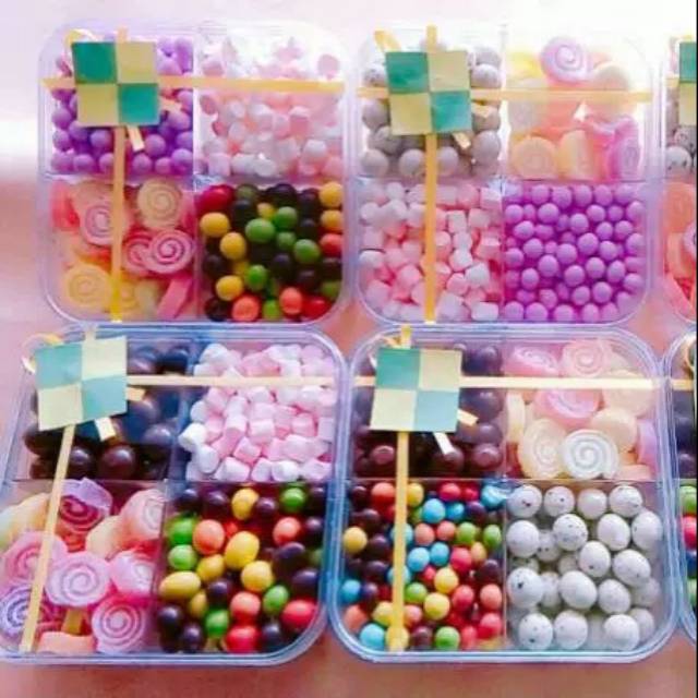 

Paket coklat lebaran sekat 4