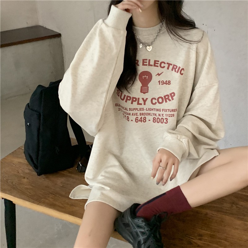 Sweater Cetak Huruf Longgar Musim Gugur Baru Untuk Wanita 2 Warna