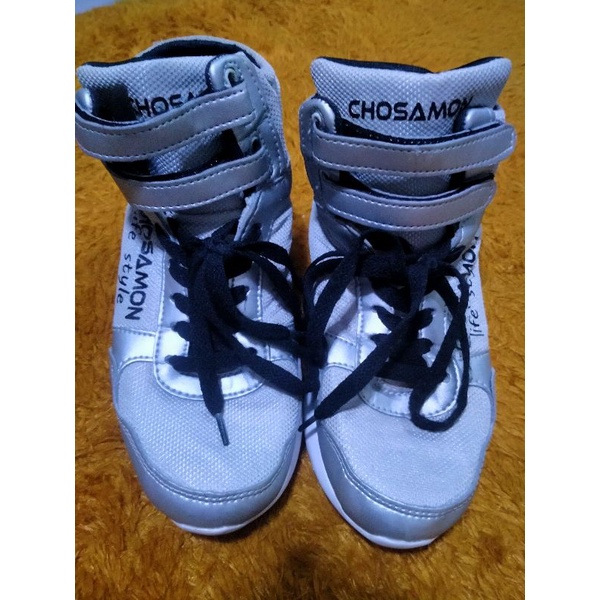 PRELOVED SEPATU ZUMBA,SEPATU SENAM, SEPATU KEREN