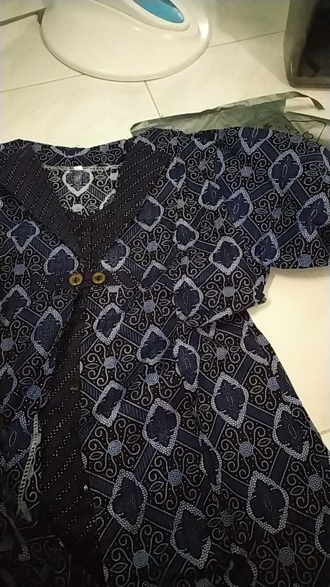 Atasan Batik Dolby Dolbi Dobby Doby Tenun Sutra Tulis Halus Katun Atbm Baron ,sarombit Atasan Batik