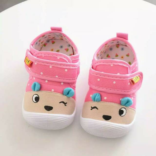 Sepatu Bayi Anak Perempuan Bisa Bunyi