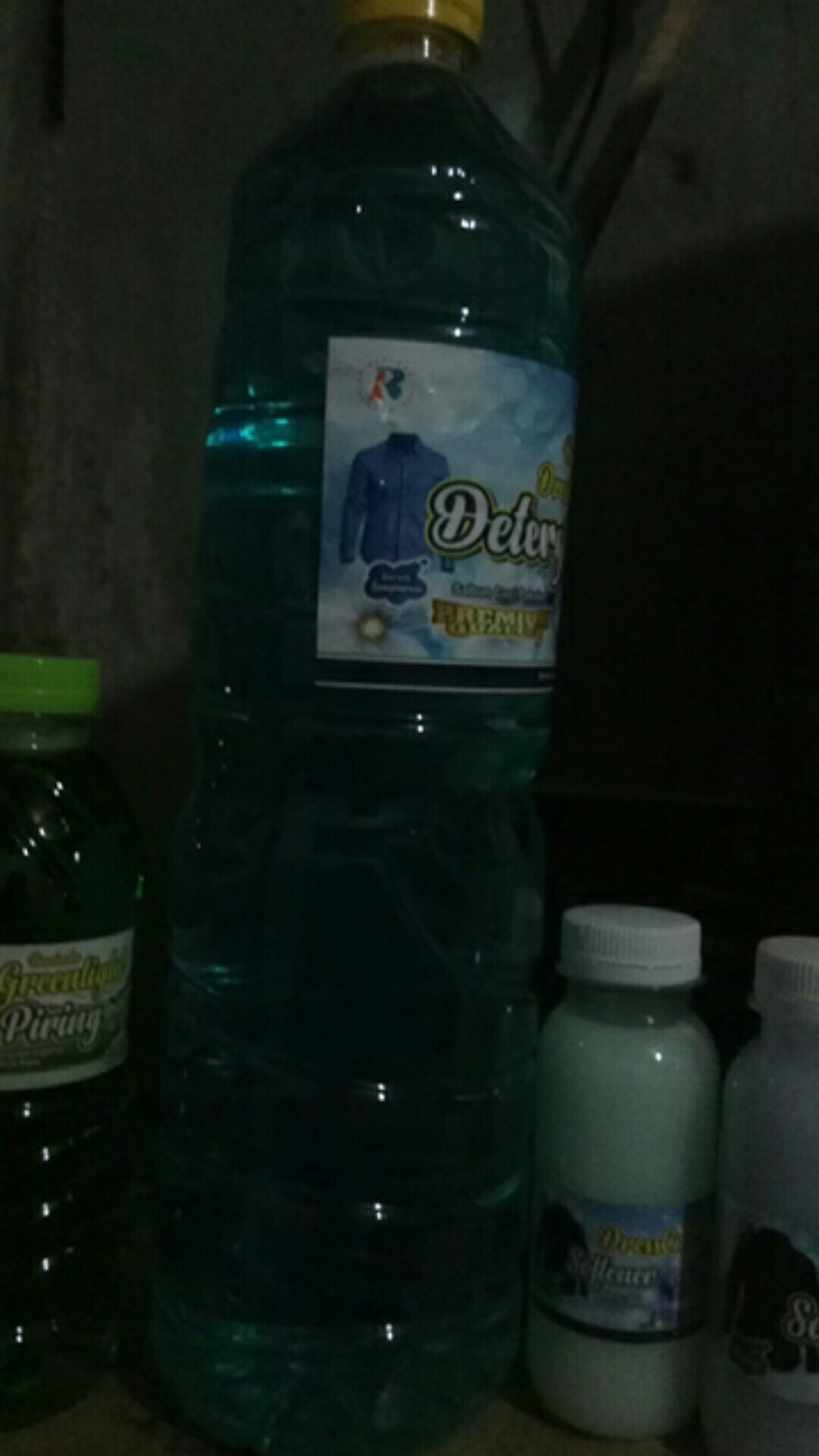 Detergent Cair Deterjen Laundry Murah 1,5liter