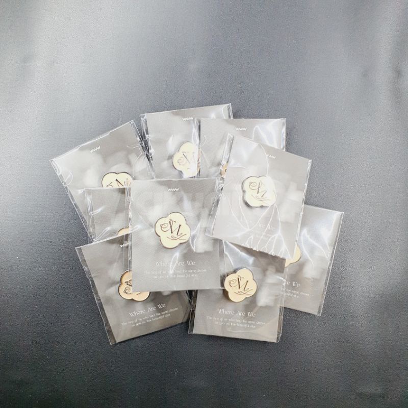 [Ready Stock] MAMAMOO - WAW BADGE