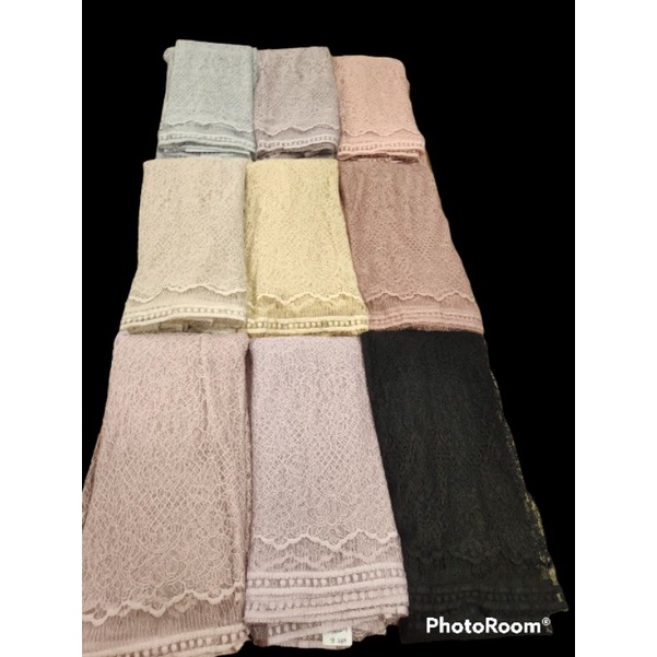 Kain Brokat Chantily Potongan Kebaya (3m x 1.5m) 683B