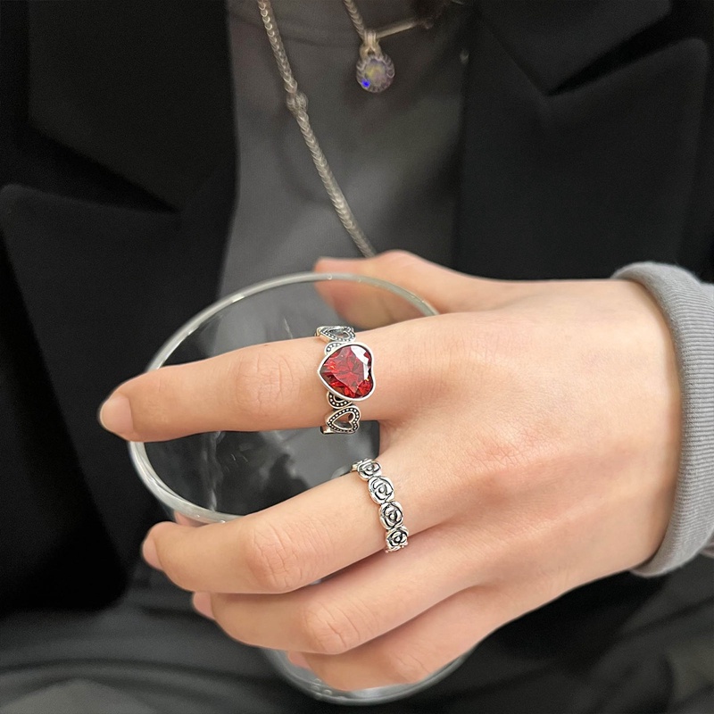 Cincin Silver Thai Retro Desain Bunga Mawar Merpati Hias Zircon Merah Darah Untuk Wanita