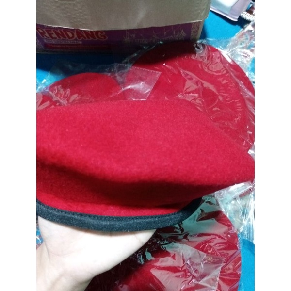 BARET MERAH 100% WOLL