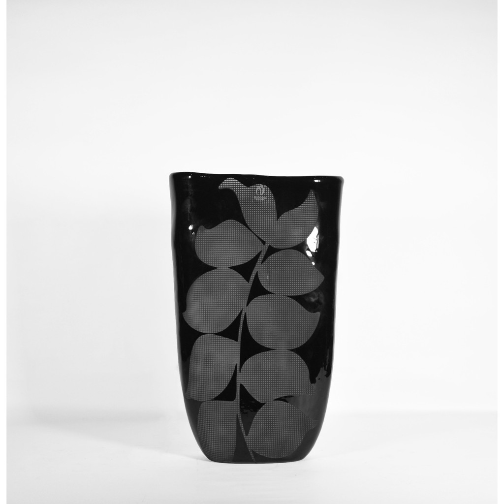Vas Bunga Kaca Hitam Ukuran Besar/Motif Daun/Dekorasi
