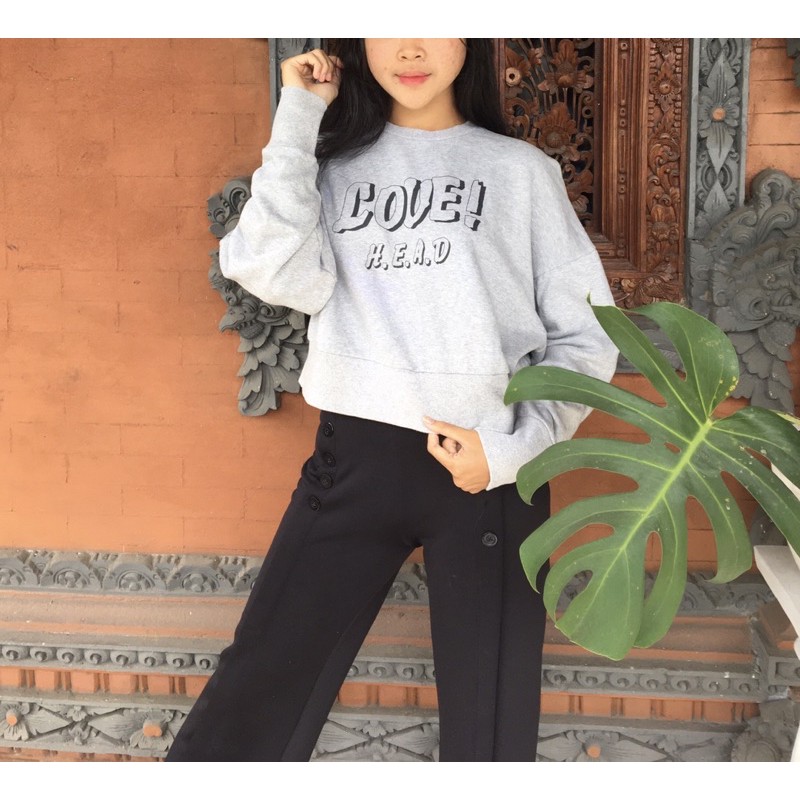 

Crewneck Kiss the label